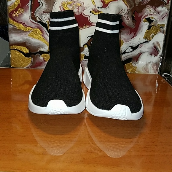 Mens "Tyga" Ultra Lightweight High Sock Sneakers - Picture 3 of 7